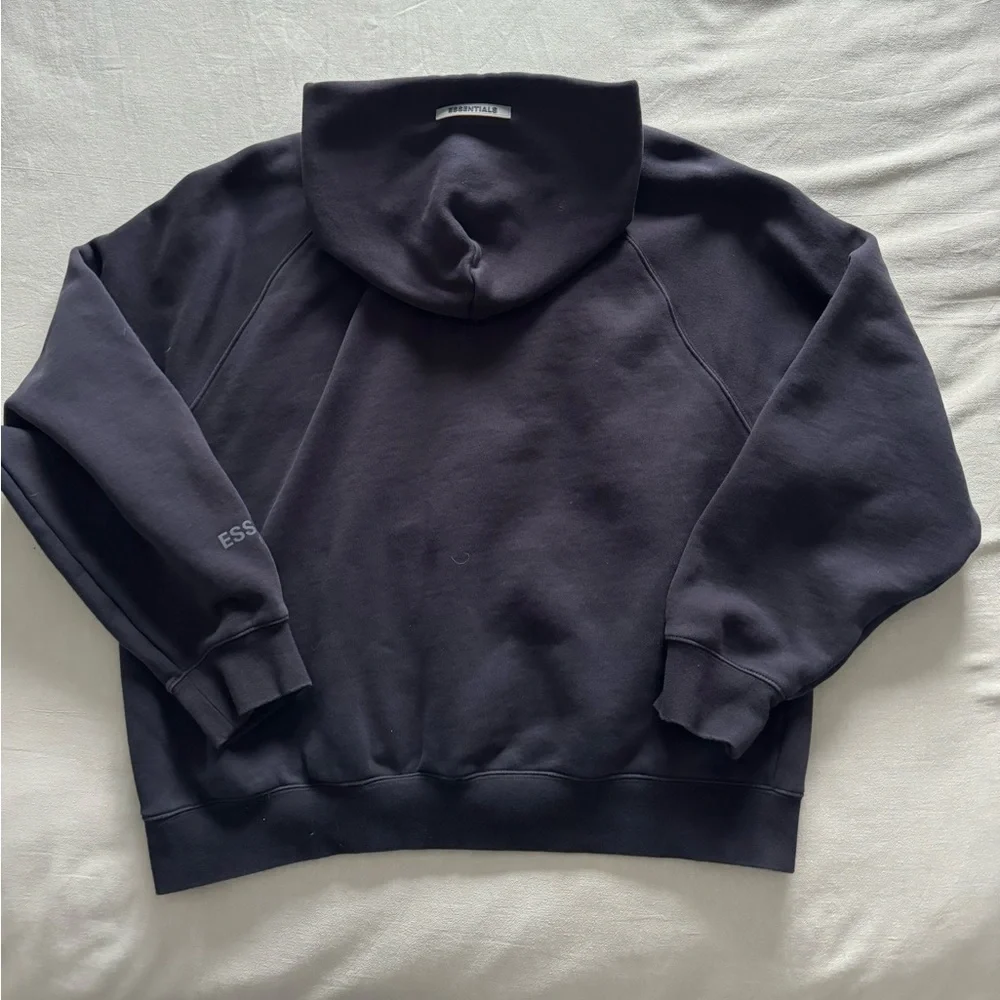 Essentials hoodie - Picture 2 of 5